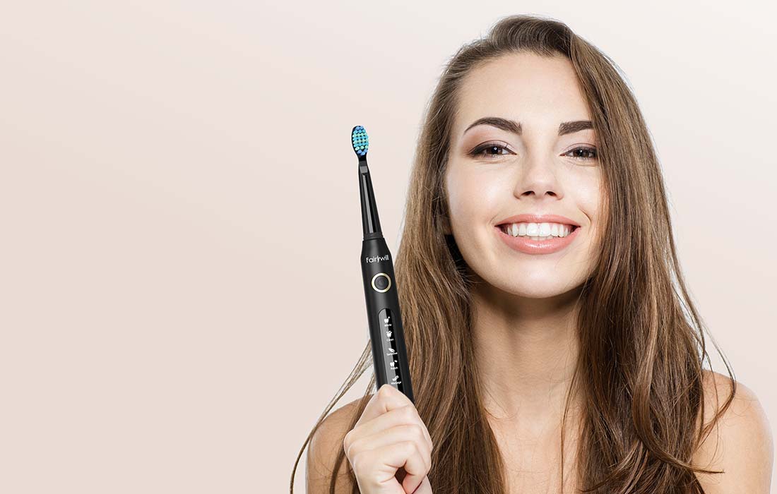 Комплект ултразвукова четка и зъбен душ FairyWill FW-507+FW-5020E, Черен