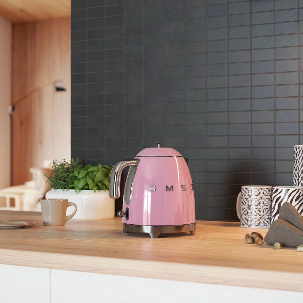 Електрическа кана Smeg mini KLF05, 50's, 1400 W, 0.8 L
