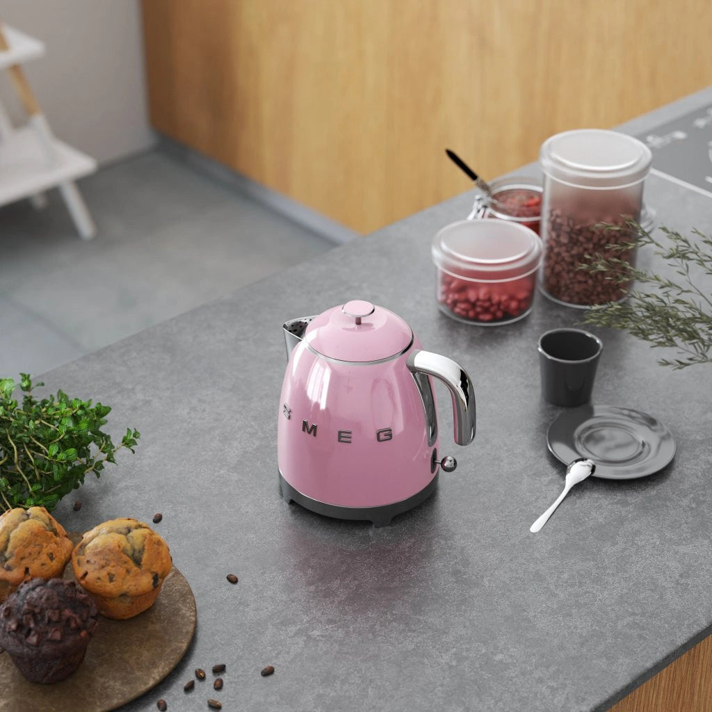 Електрическа кана Smeg mini KLF05, 50's, 1400 W, 0.8 L