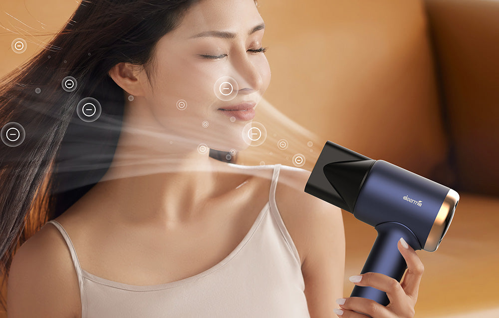 Сешоар Deerma DEM-CF50, 1400W, Въздух , Негативни Йони, 11 Режима, Тъмносин