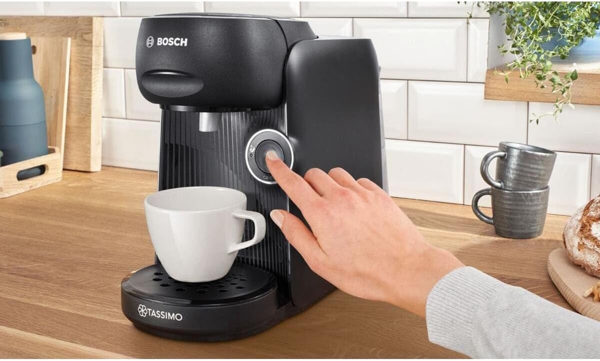 Еспресо машина Bosch Tassimo Finesse TAS162E, 1400 W, 3.3 бара, 0.7 л, Intensity Boost, Самопочистване и декалцификация, Капсули, Черен