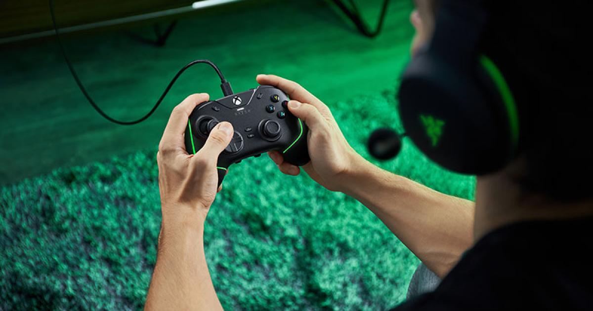 Контролер Razer Wolverine V2 за Xbox Series X, Черен