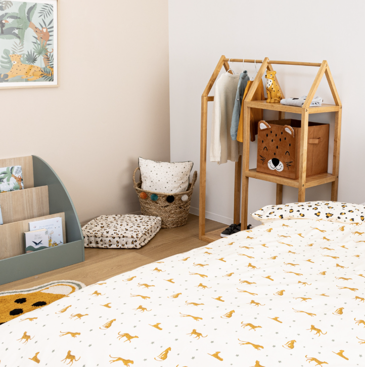 Детска възглавница atmosphera Leopard, 40x40 cm