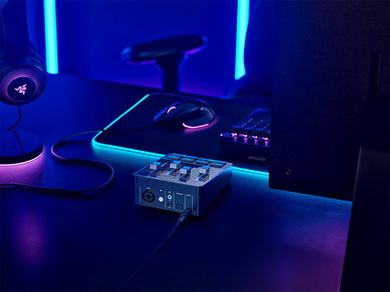 Аудио миксер Razer, Черен