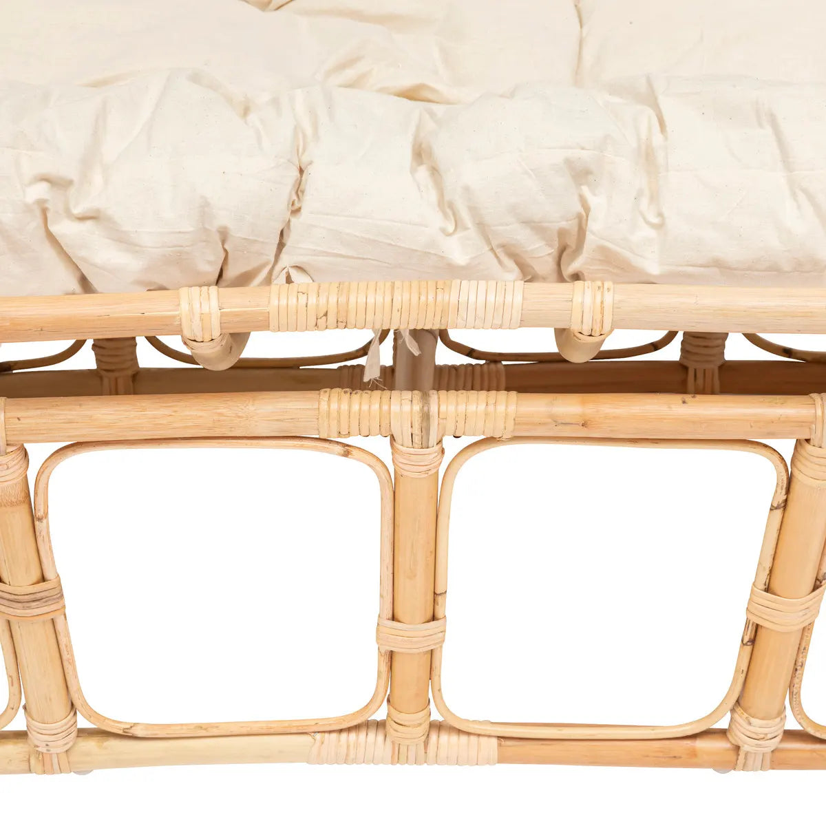 Пейка atmosphera Mamasan, Ратан