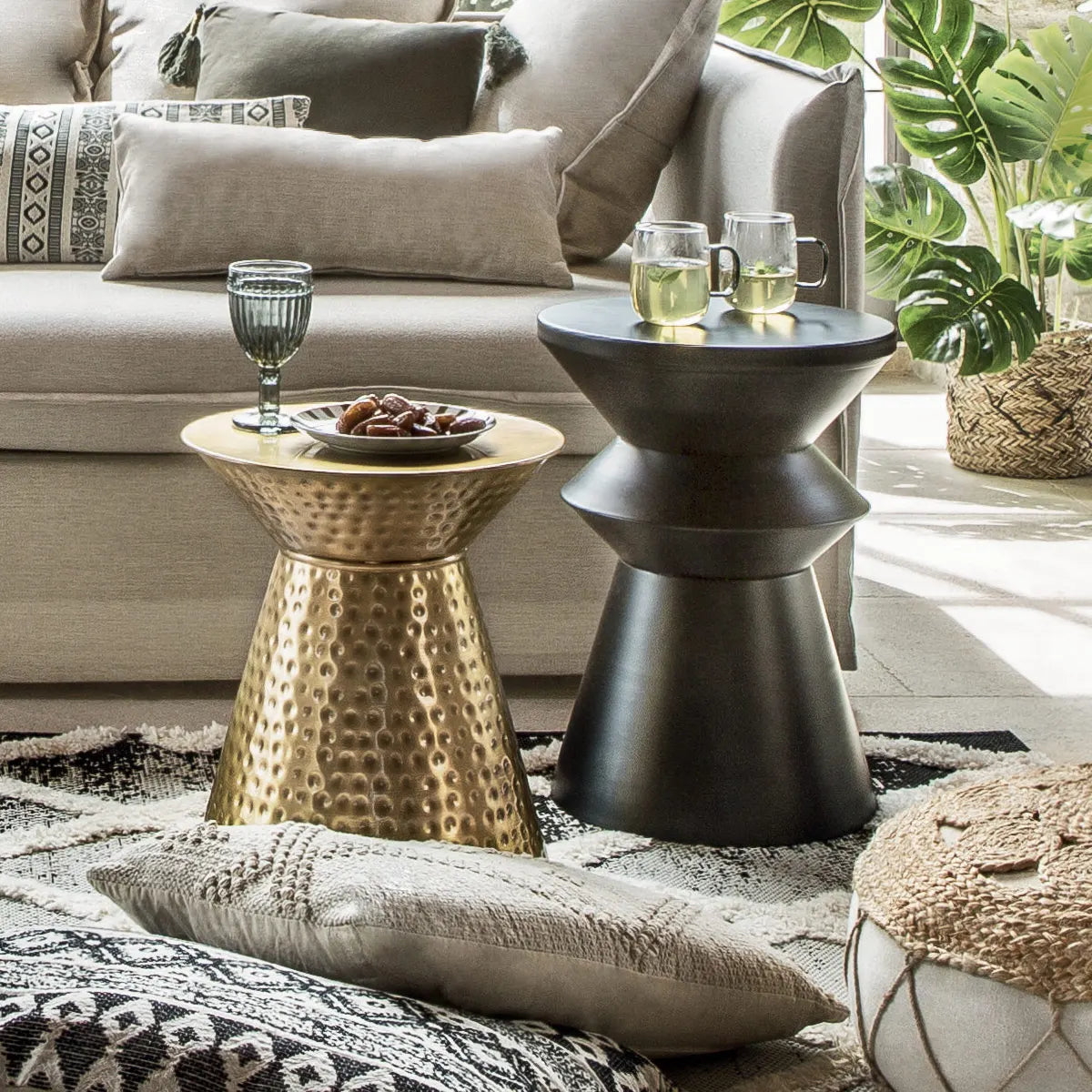 Помощна маса atmosphera Sohan, Тотем дизайн