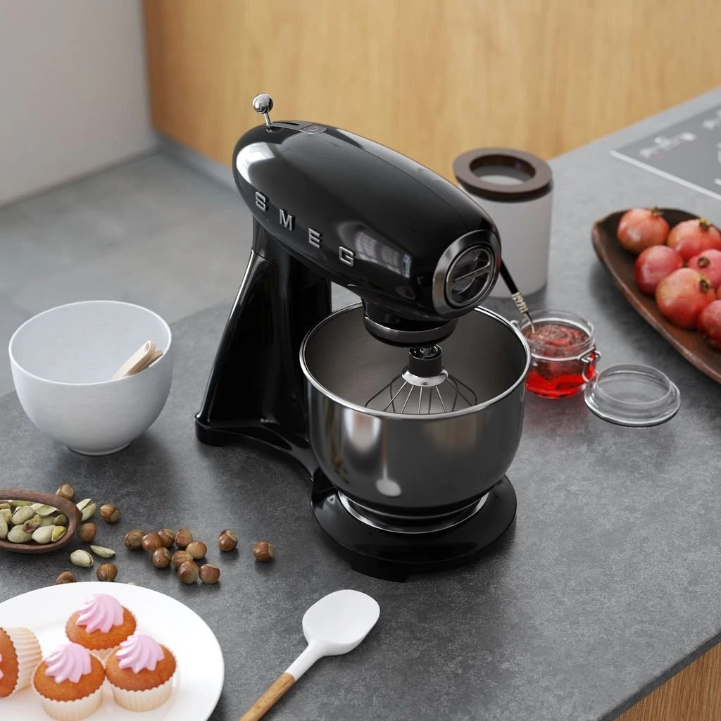 Планетарен миксер Smeg SMF03BLEU, 800 W, 4.8 л купа, Черен