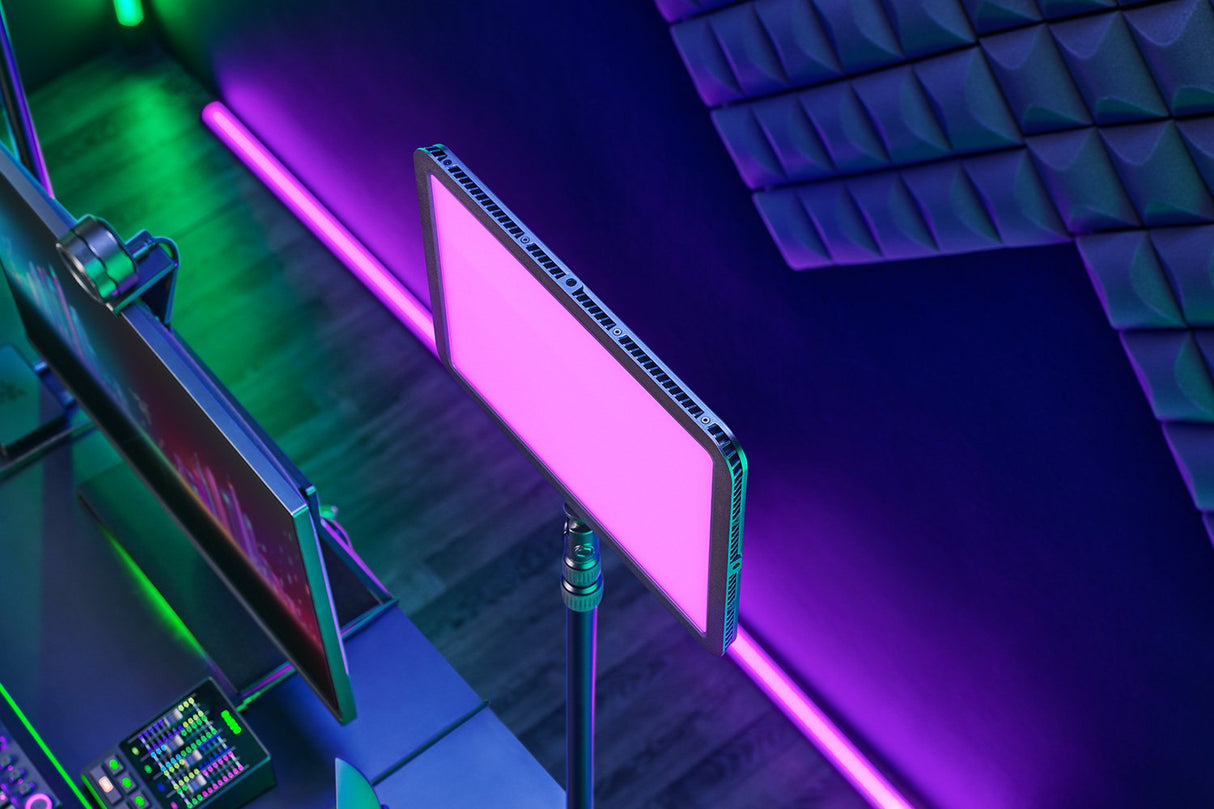 Професионално осветление Razer Key Light Chroma, RGB