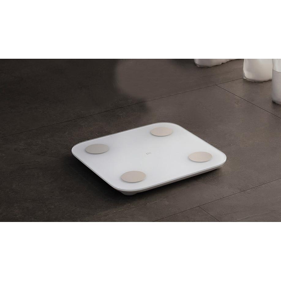 Кантар Xiaomi Mi Body Composition Scale 2, Интелигентен, до 150 кг, Bluetooth връзка, Закалено стъкло, Mетаболитна възраст, Процент мускулатура, Бял