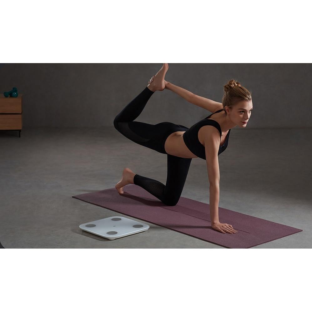 Кантар Xiaomi Mi Body Composition Scale 2, Интелигентен, до 150 кг, Bluetooth връзка, Закалено стъкло, Mетаболитна възраст, Процент мускулатура, Бял