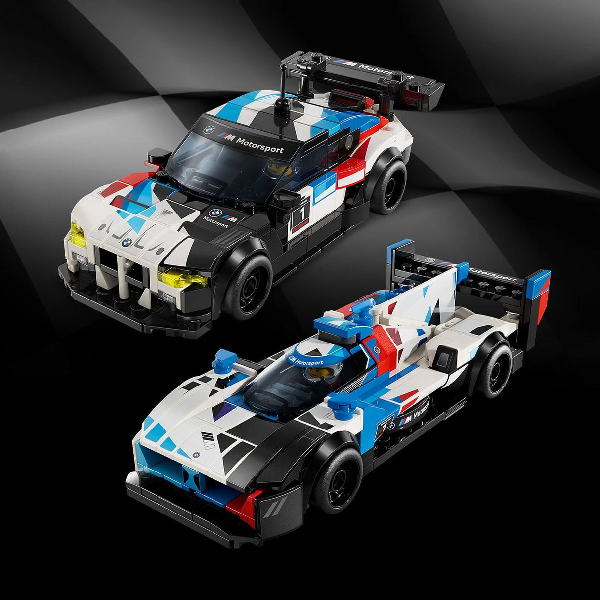 LEGO® Speed Champions - BMW M4 GT3 и BMW M Hybrid v8 състезателни автомобили 76922, 676 части