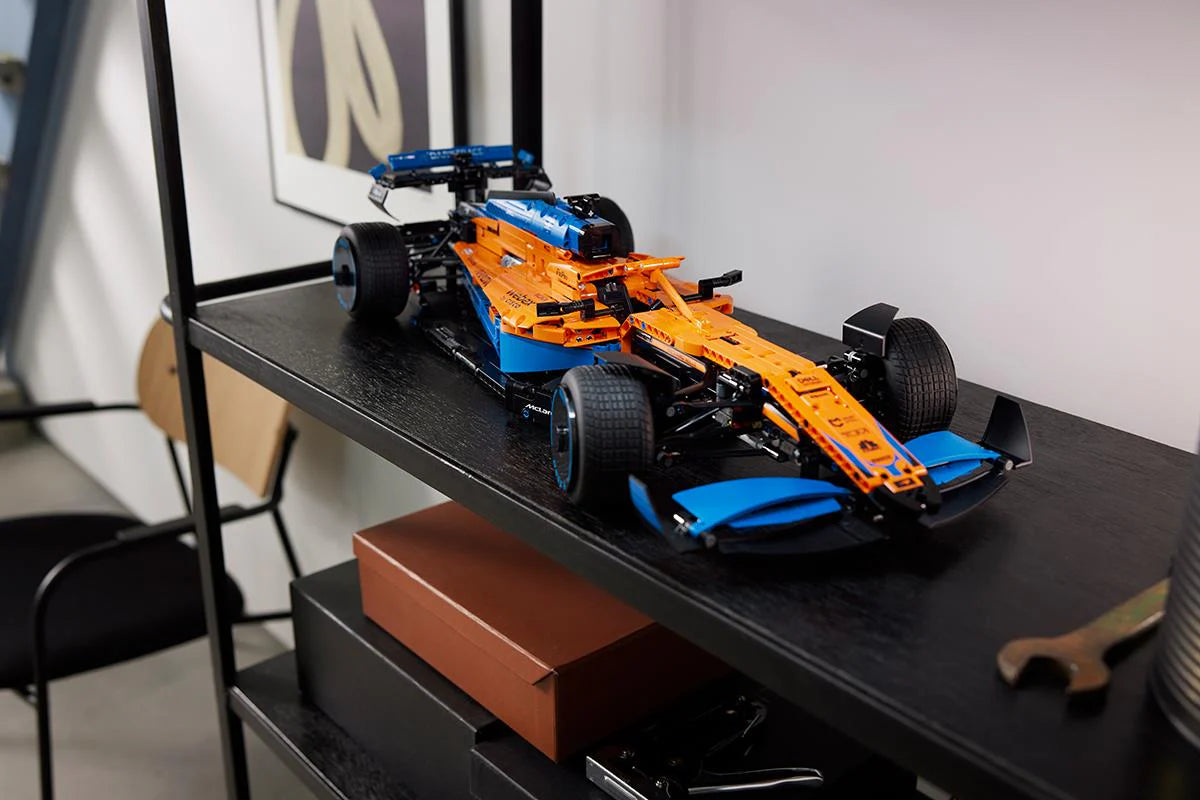 LEGO® Technic - Състезателна кола McLaren Formula 1 42141, 1432 части