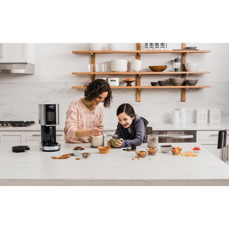 Уред за сладолед NINJA NC300EU, Сладолед, Gelato, Milkshake, Sorbet, Smoothie, 7 програми, Черен/Сребрист