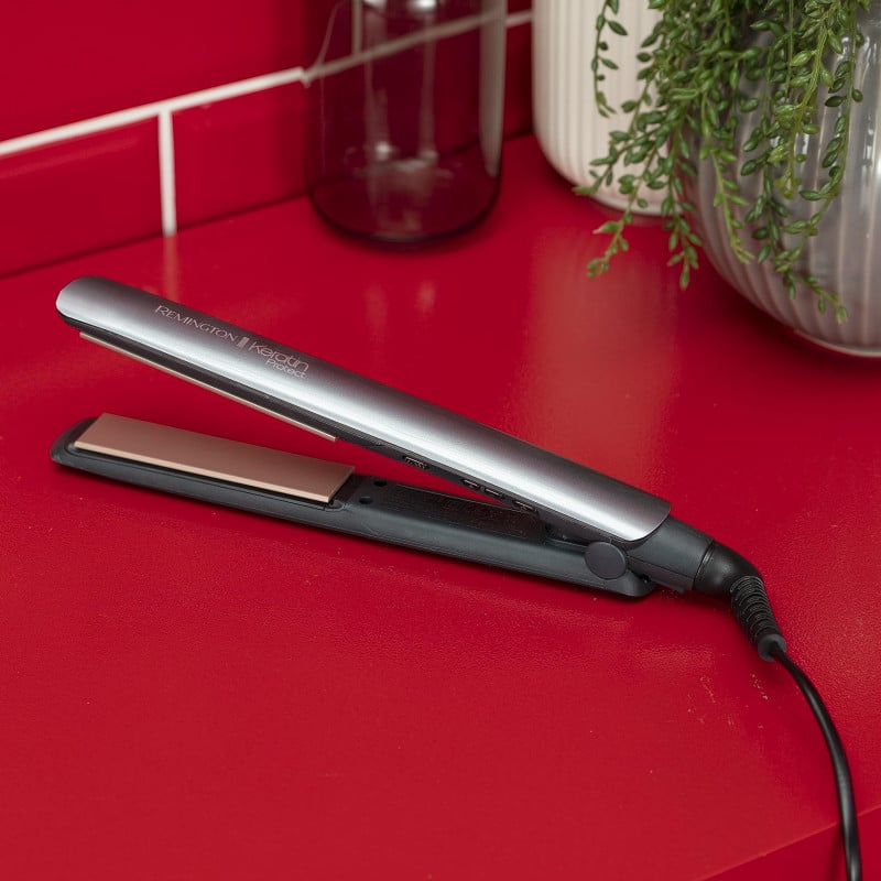 Преса за коса Remington Keratin Protect S8598, Керамично покритие, 230°C, Сив