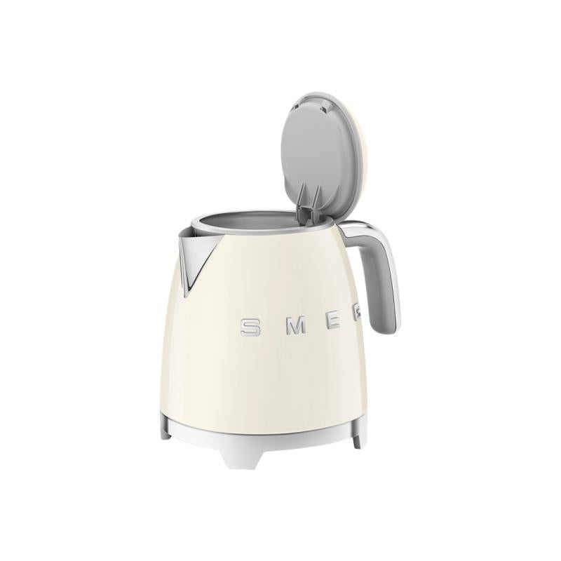 Мини електрическа кана SMEG KLF05CREU, 50's Style, 1400 W, 800 мл, Крем