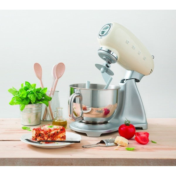Миксер с купа Smeg SMF02CREU, 800W, 4,8 л, Кремав/Сребрист