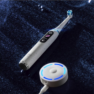 Electric toothbrush Oral-B iO10, Magnetic and micro-vibration technology, Artificial intelligence, LED display, Pressure sensor, 7 modes, Travel set, White