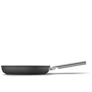 Frying pan Smeg CKFF3001BLM, Volume 3.3 l., Diameter 30 cm, Black