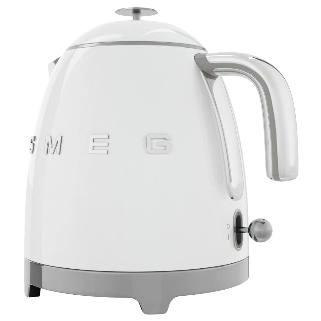 Мини електрическа кана SMEG KLF05WHEU, 50's Style, 1400 W, 800 мл, Бял