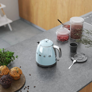 Mini electric kettle SMEG KLF05PBEU, 50's Style, 1400 W, 800 ml, /Pastel blue