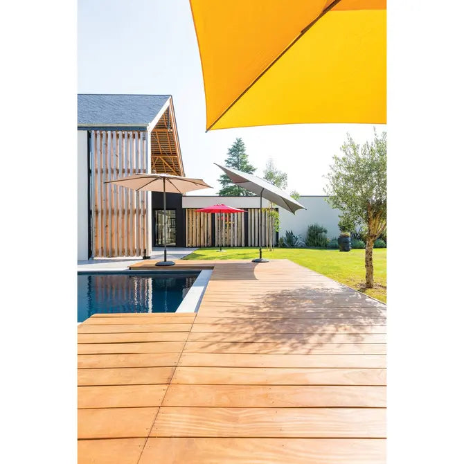 Прав накланящ се чадър Hesperide Soya, Таупе, 2.7 m