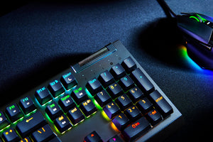 BlackWidow V4 X Gaming Keyboard Green Optical Switches, Black