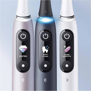 Електрическа четка за зъби Oral-B iO 7N, Черен