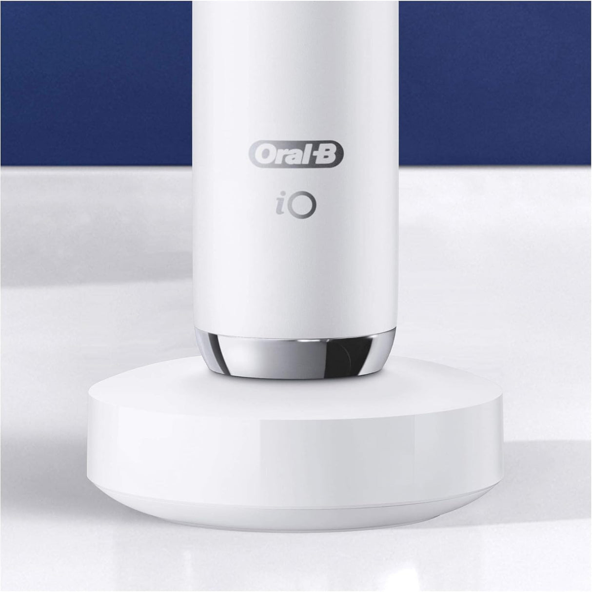 Electric toothbrush Braun Oral-B iO9 White Alabaster, Microvibration, OLED display, Fast charging, White