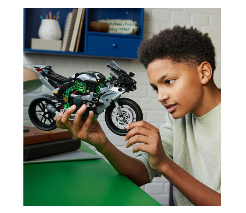 LEGO® Technic - Мотоциклет Kawasaki Ninja H2R 42170, 643 части