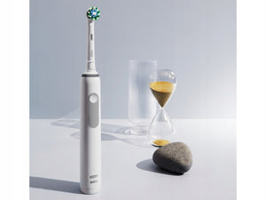 Електрическа четка за зъби Oral-B Pro 3 3000 Sensitive Clean 760918, Бял