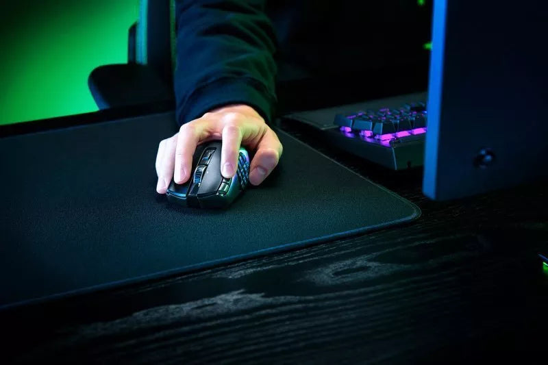 Безжична мишка Gaming Razer Naga V2 HyperSpeed, Черен