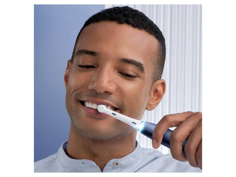 Electric toothbrush Oral-B iO Series 7N, sapphire blue