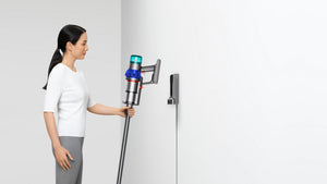 Вертикална прахосмукачка Dyson V15 Detect Fluffy 2023, 47657501 , HEPA, LCD дисплей, 660W, Автономия 60 мин, Син/Никел