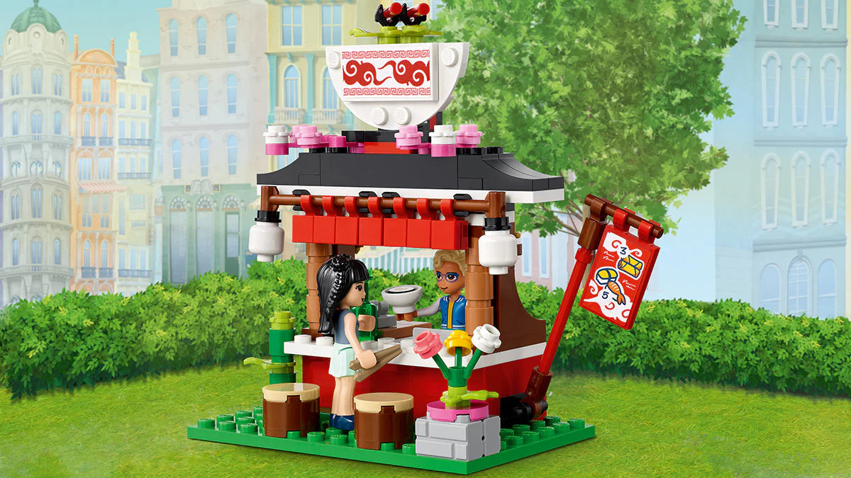 LEGO® Friends - Уличен пазар за храна 41701, 592 части