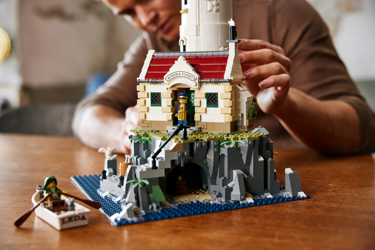 LEGO® Ideas - Motorized Lighthouse 21335, 2065 pieces