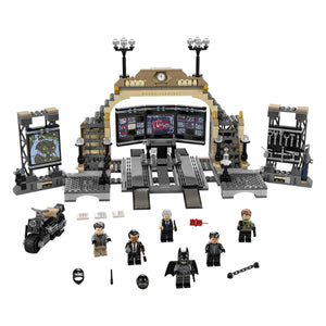 LEGO® Super Heroes - Batcave™: Схватка с Riddler™ 76183, 581 части