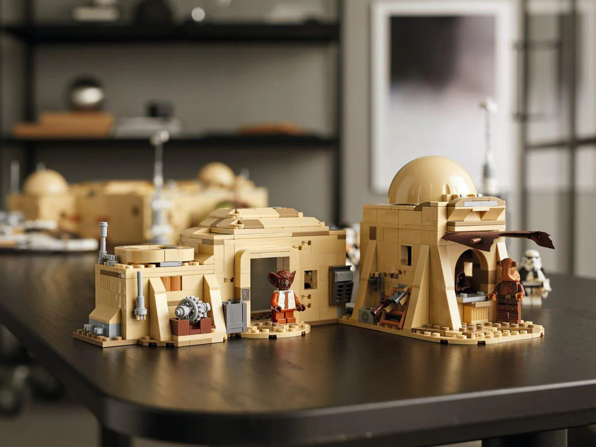 LEGO® Star Wars - Mos Eisley Cantina 75290, 3187 части