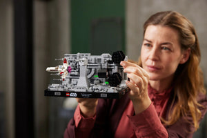 LEGO® Star Wars™ - Диорама на полета към шахтата на Death Star™ 75329, 665 части