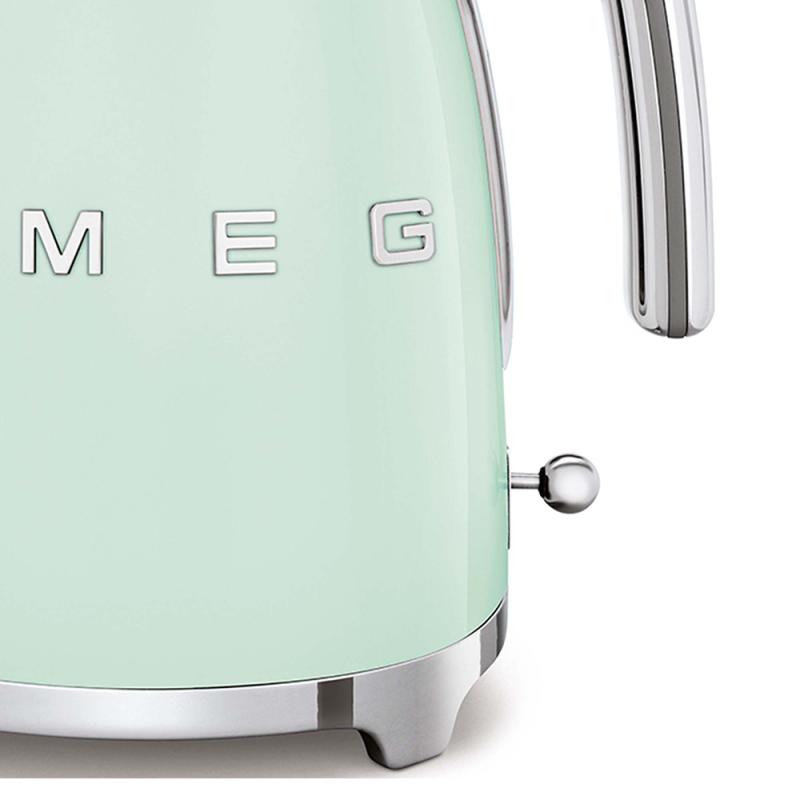 Електрическа кана SMEG Ретро дизайн от 50-те години, 2400W, 1.7 л